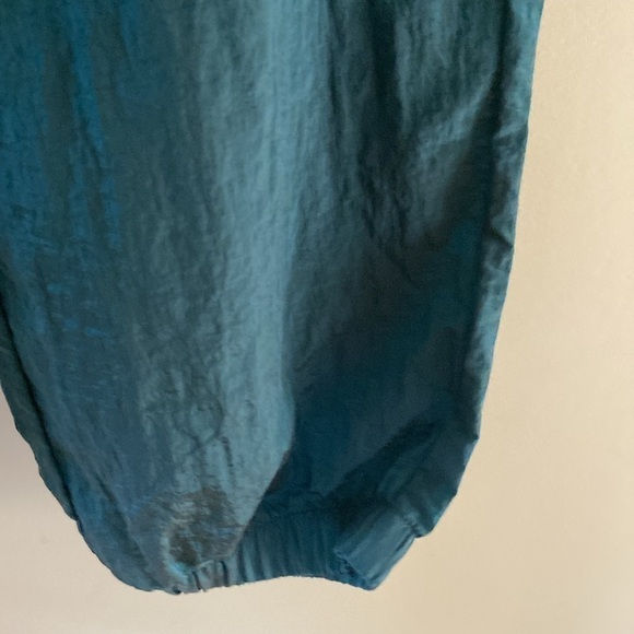 Gap Lightweight Nylon Crinkle Joggers - Picture 4 of 8